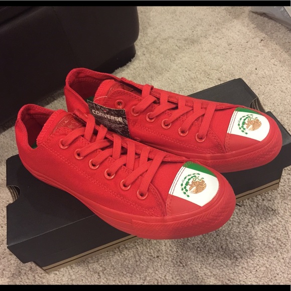 converse mexico flag